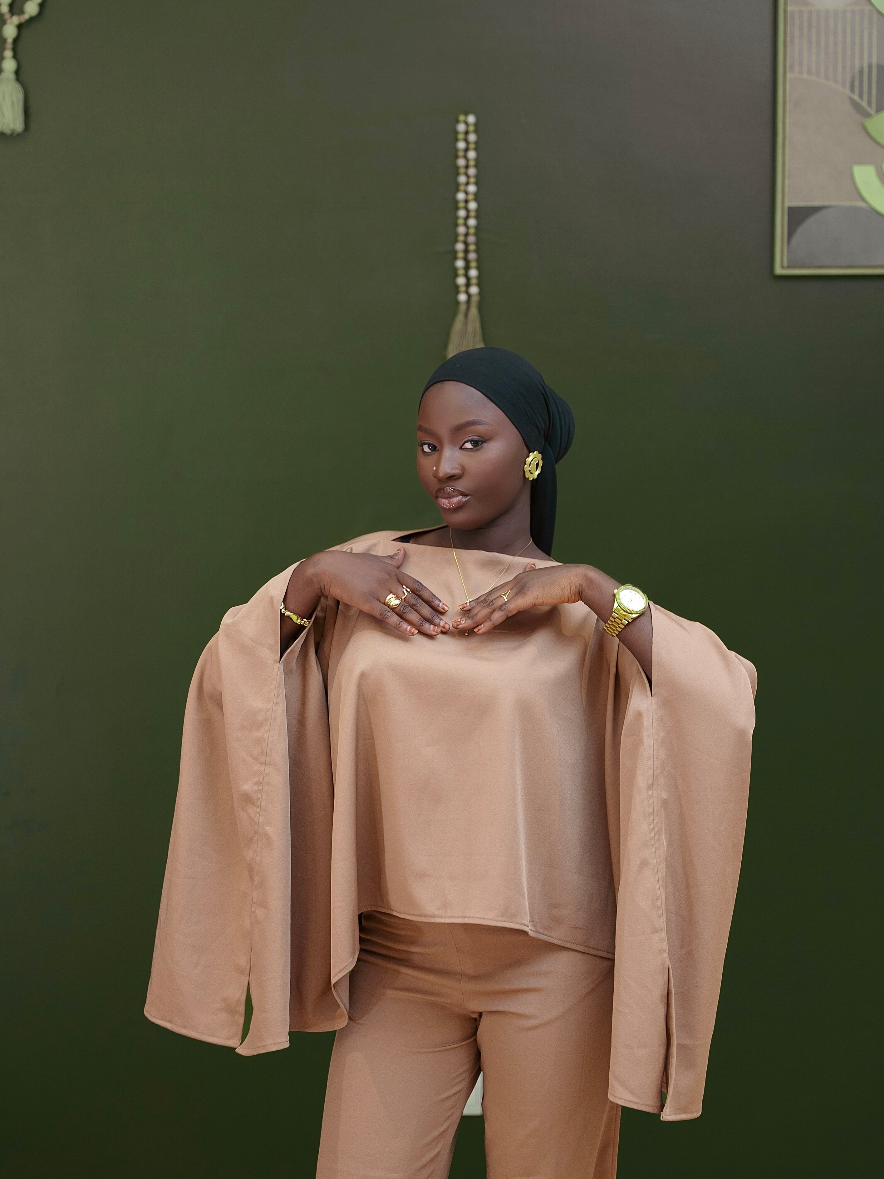 Cape Ample