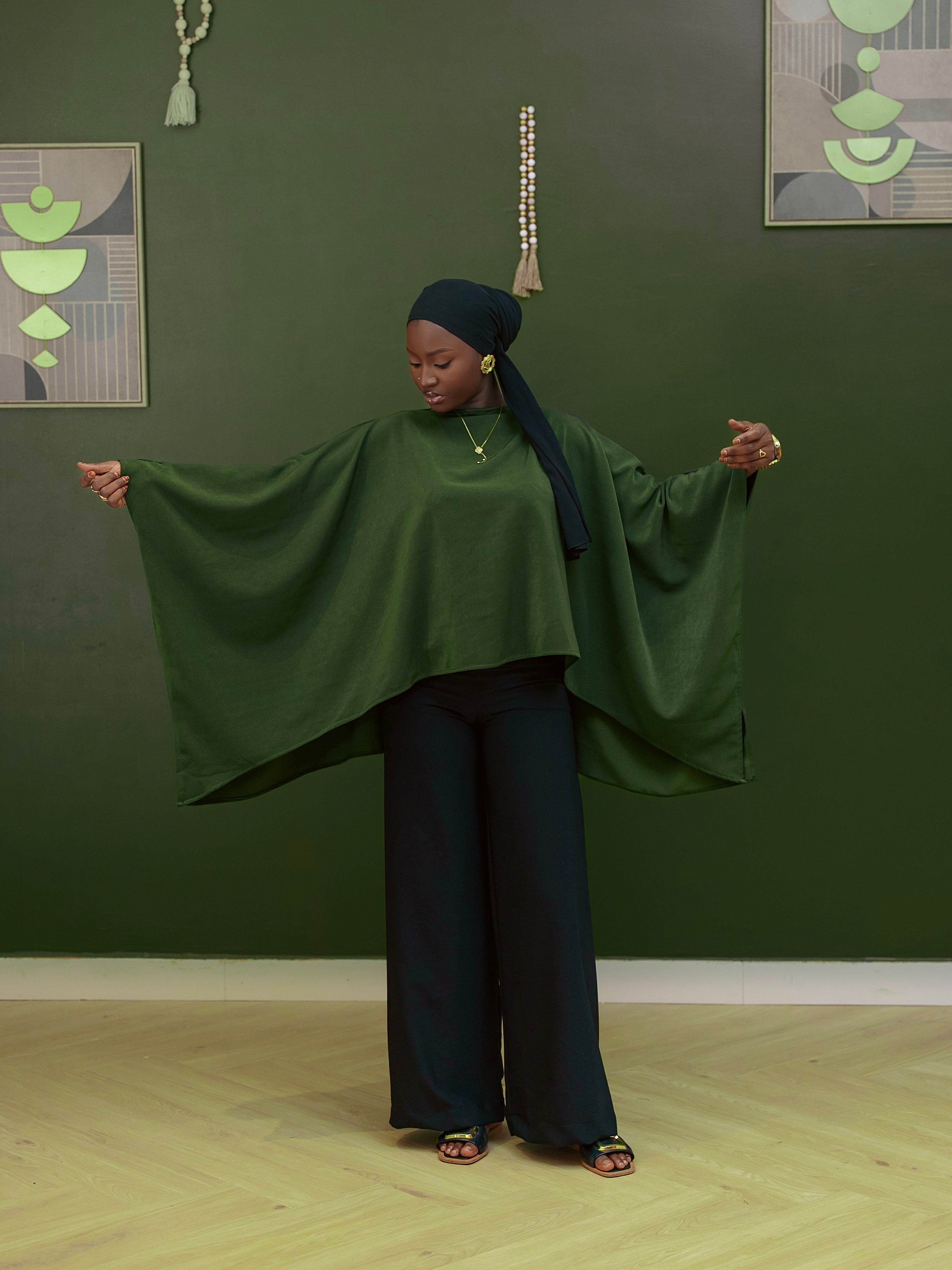Cape Ample