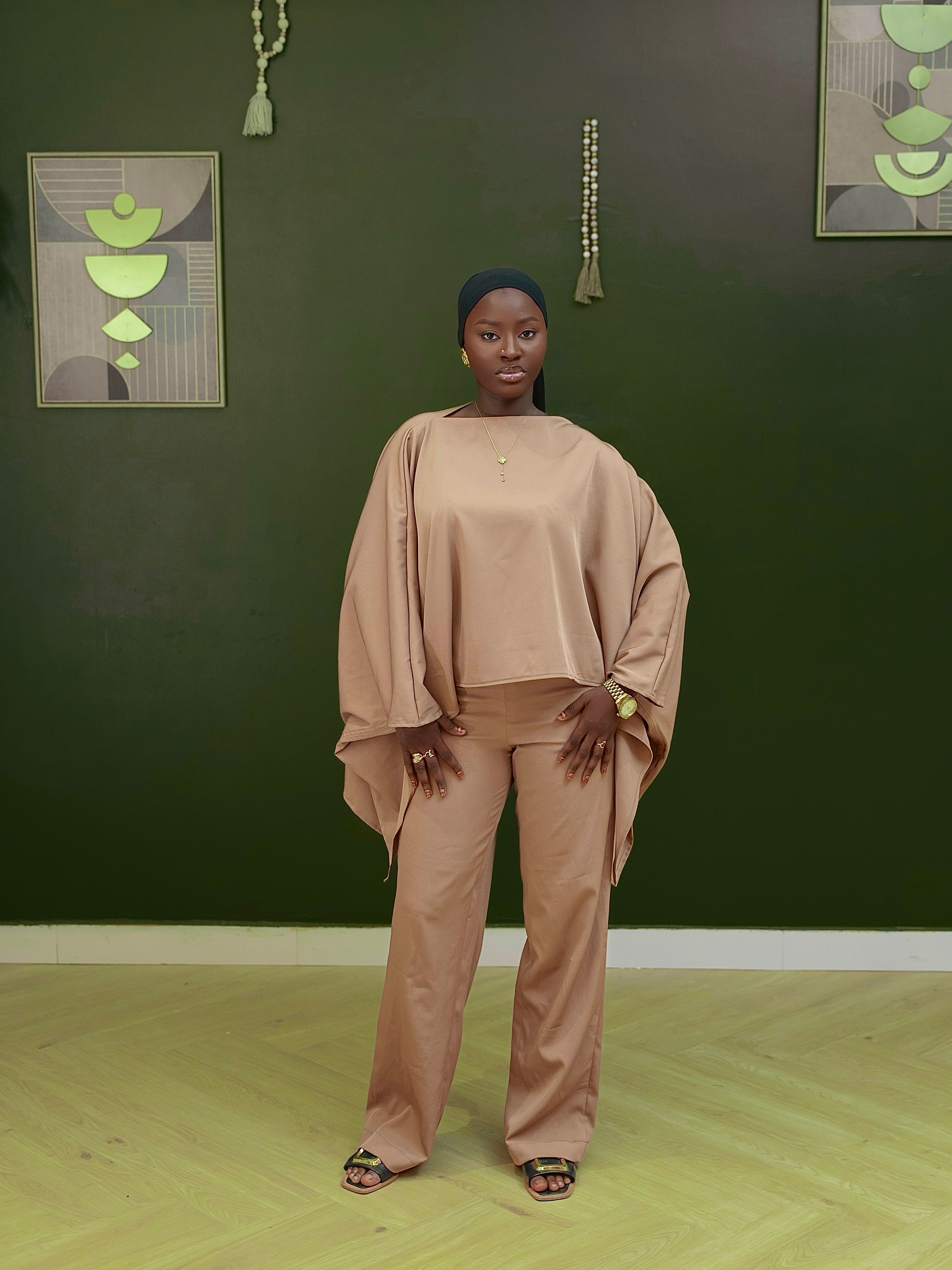 Cape Ample