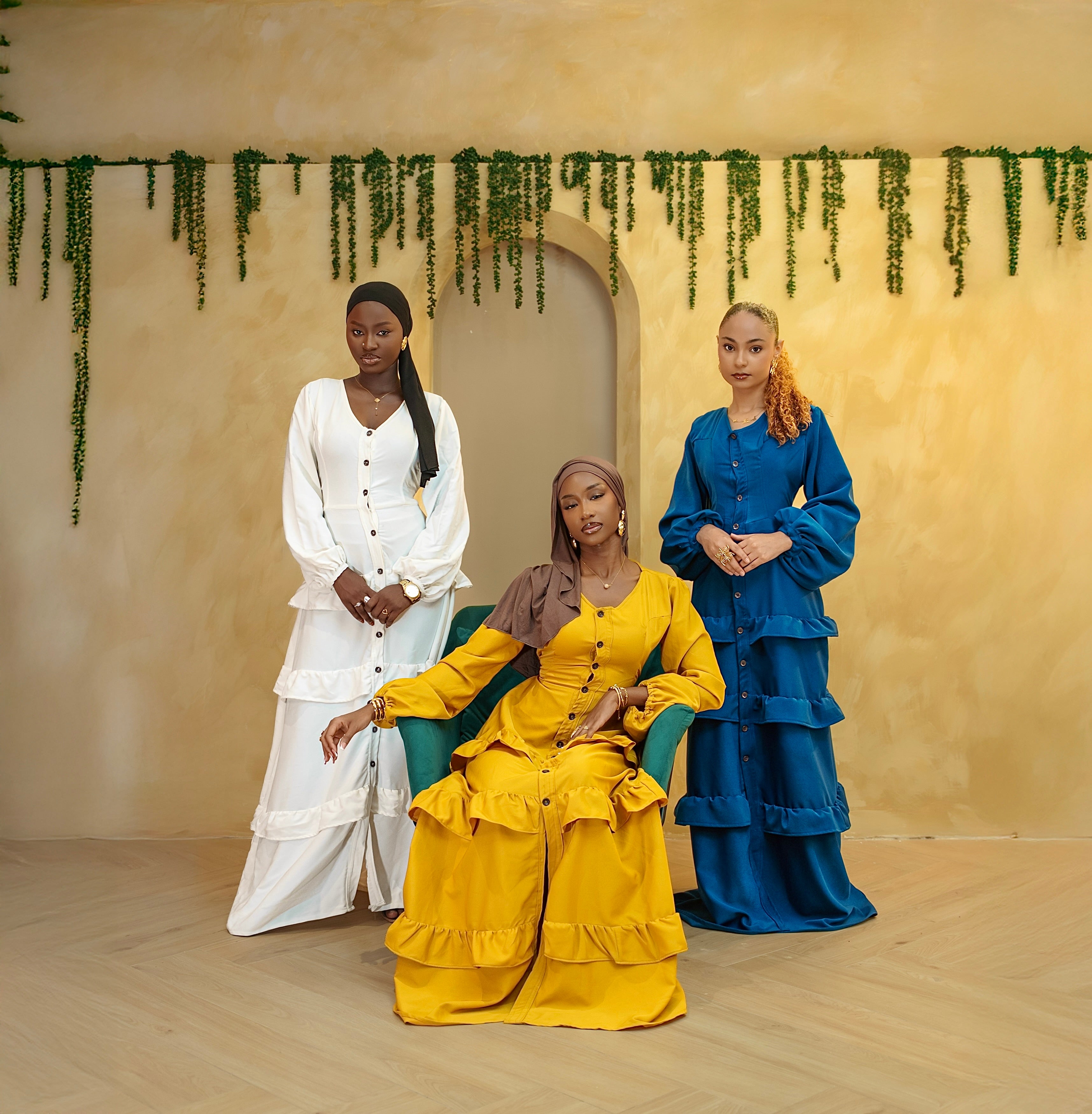 Robes à volants boutonnées